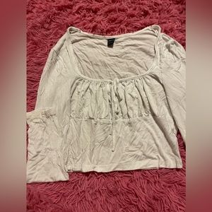 cute white long sleeve top 🤍